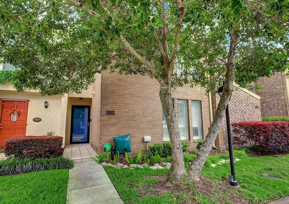 1st image of 5229 Woodlawn Pl