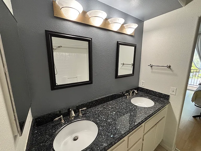 3503 Orangewood — Photo 11