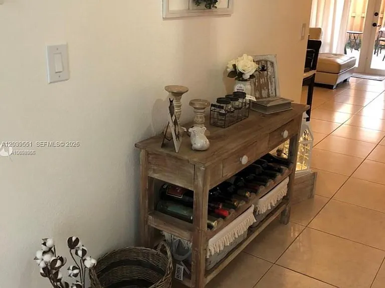 14005 SW 67th Ter #- — Photo 4