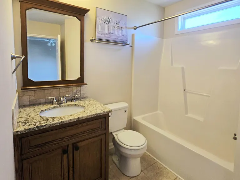 5525 Keowee Way — Photo 12