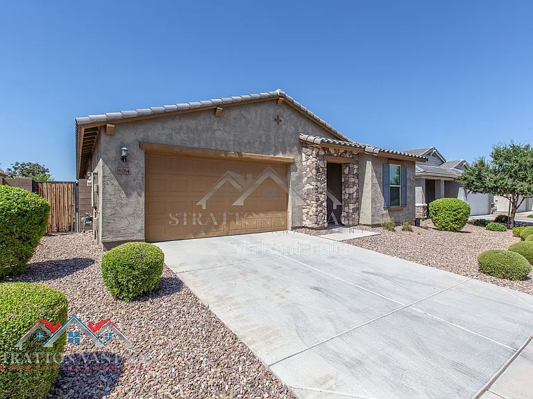 16264 W Canterbury Dr — Photo 3