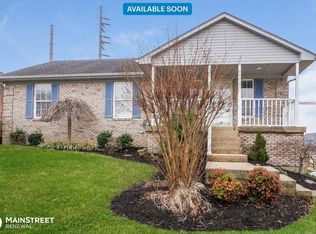 8404 Fenway Ct, Louisville, KY 40258