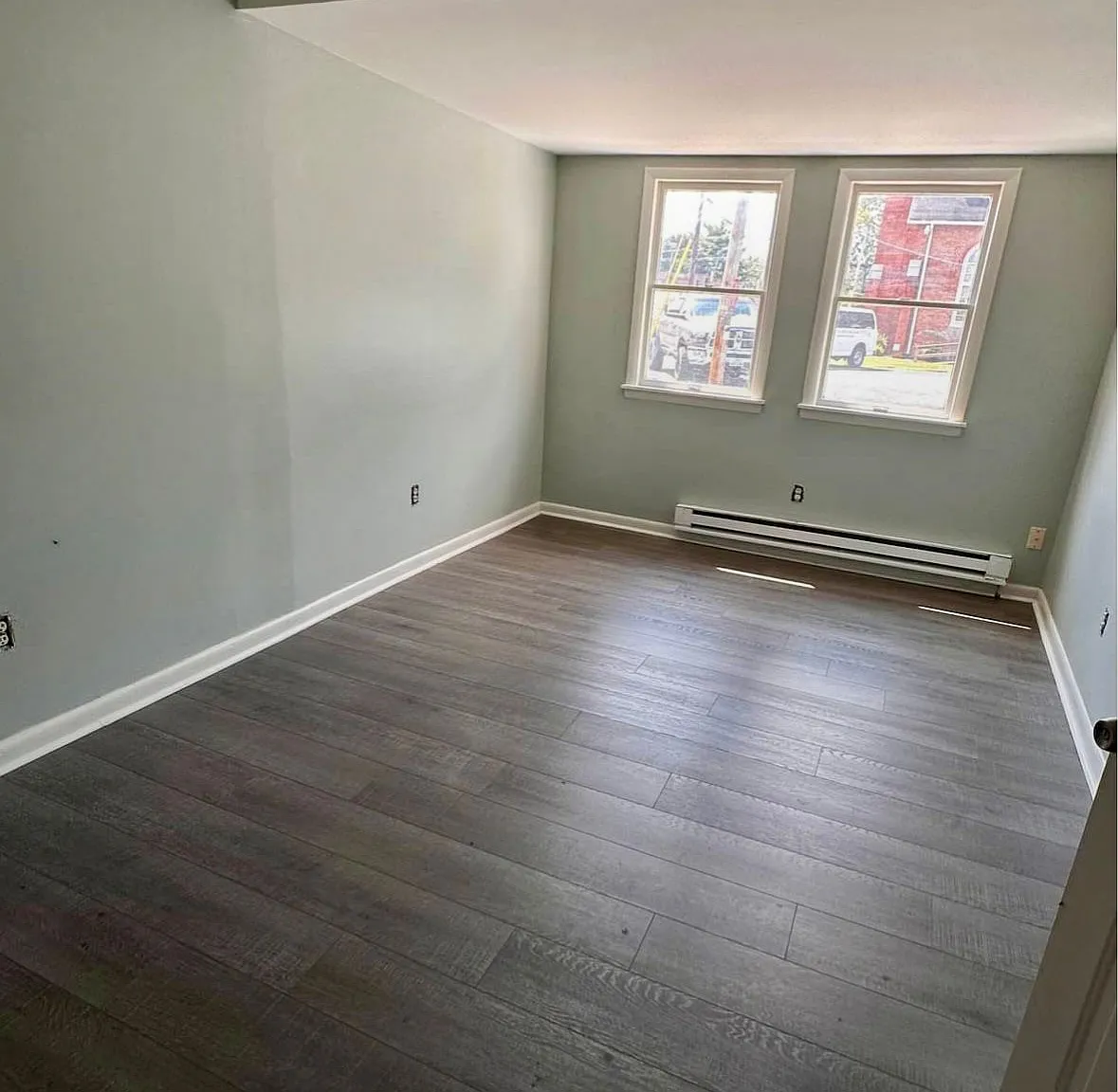 Studio, $795 — Photo 1