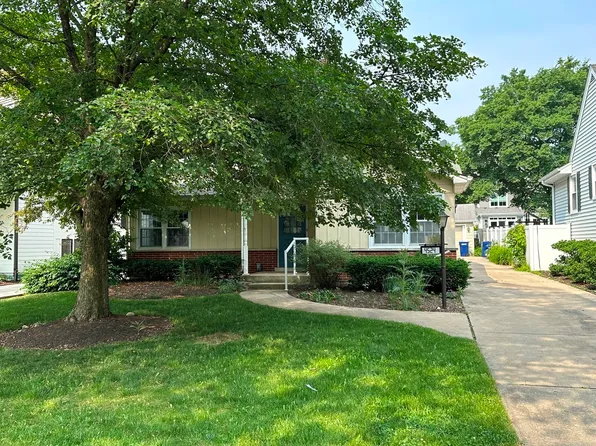 4524 Grand Ave, Western Springs, IL 60558