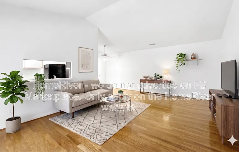 2921 Oaktop Cir — Photo 1