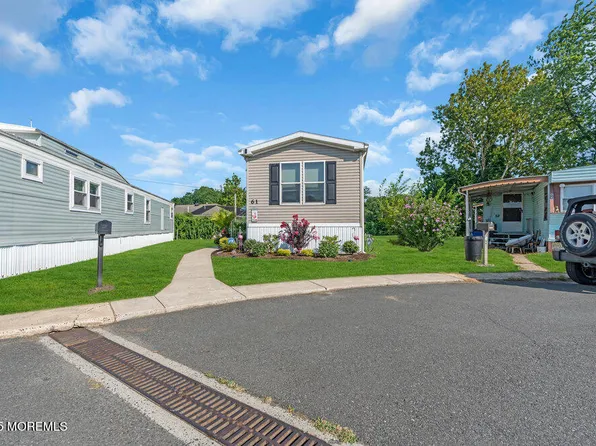 61 Locust Grove, Hazlet, NJ 07730