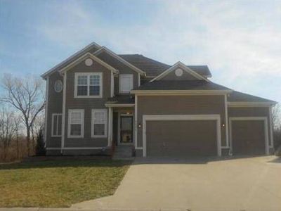 2501 SW Golden Eagle Rd, Lees Summit, MO, 64082