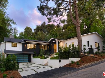 8160 Mulholland Ter, Los Angeles, CA, 90046