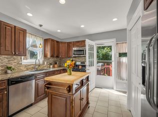 3 Sorrento St, Worcester, MA 01602