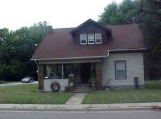 900 Division St, Charleston, IL 61920