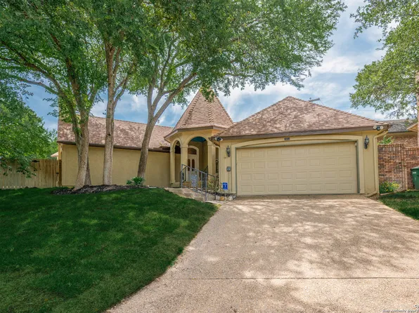 2802 Squaw Creek Dr, San Antonio, TX 78230