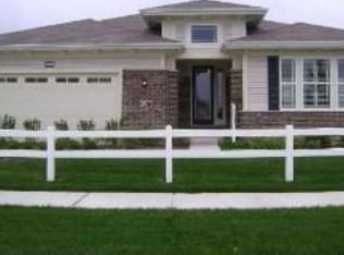 2835 Melrose Ln, Naperville, IL