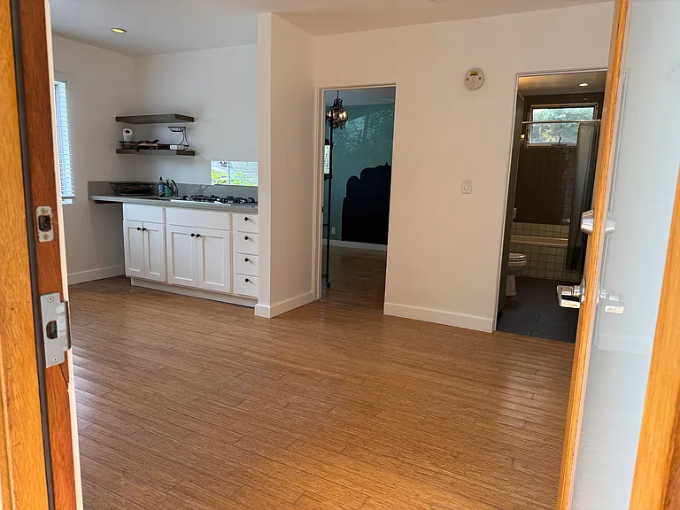 531 Vernon Ave #A.1 — Photo 3