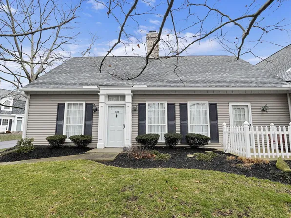 2500 Swan Dr, Grove City, OH 43123