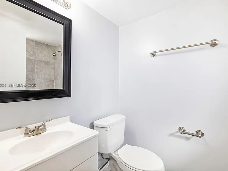 5400 W 21st Ct #402 — Photo 8
