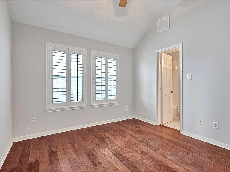 1508 Crocker St — Photo 20