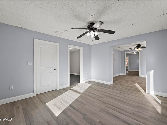 4th image of 73-75 Hall St