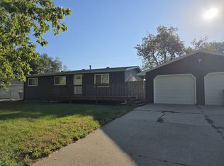 1 Bancroft Ct, North Sioux City, SD 57049