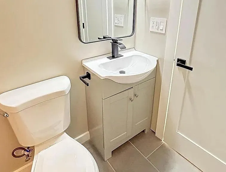54 Florida Ave NW #3 — Photo 5