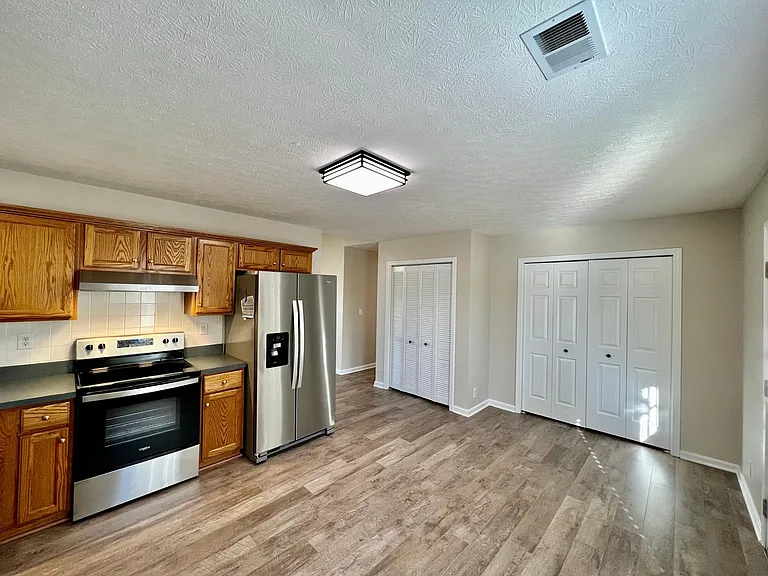 9005 Jessica Leigh Dr — Photo 7