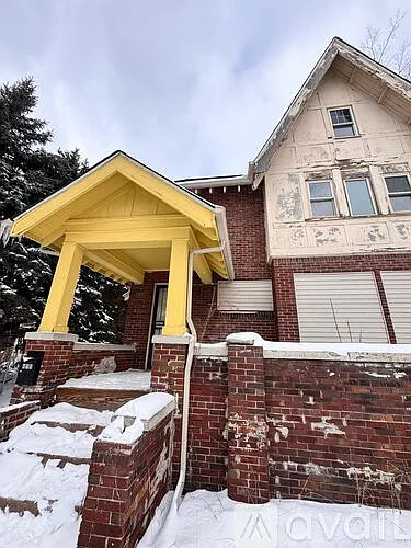 419 King St