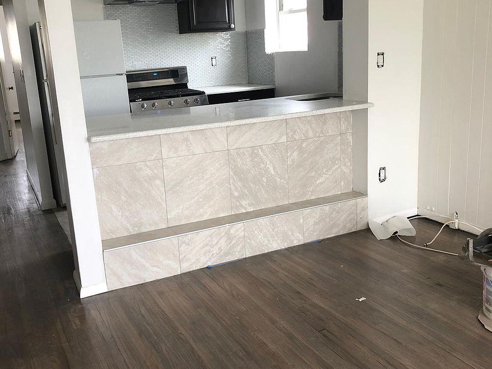 1st image of 163 Revere Ave