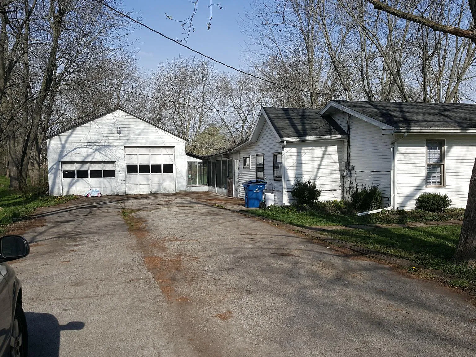 5 bed, 1802 sqft, $1,700 — Photo 1