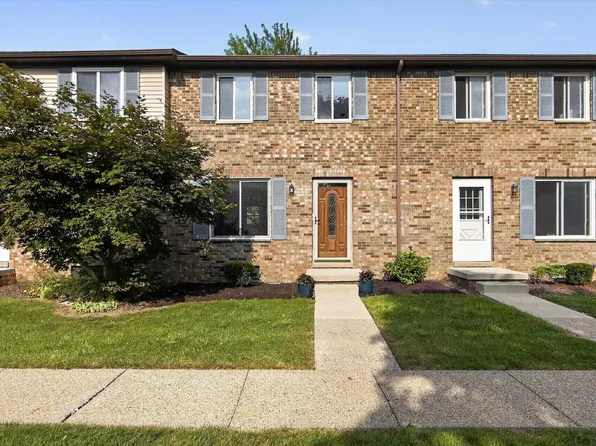 145 Sheffield Dr, Saline, MI 48176