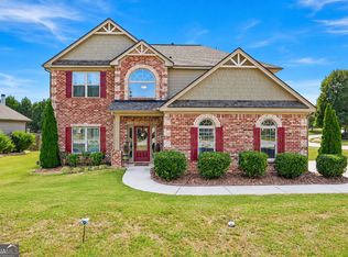 511 Starmist Ct, Loganville, GA 30052