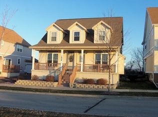 1076 Stonehaven Dr, Sun Prairie, WI 53590