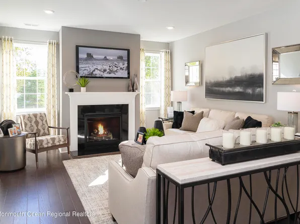 59 Churchill Boulevard, Plumsted, NJ 08533