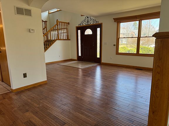 5th image of 216 Nura Ct