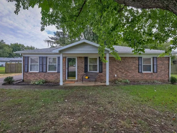 1933 Bonnie View Ct, Evansville, IN 47715