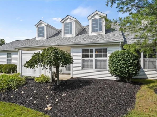 804 Holly Oak Ln, Aurora, OH 44202