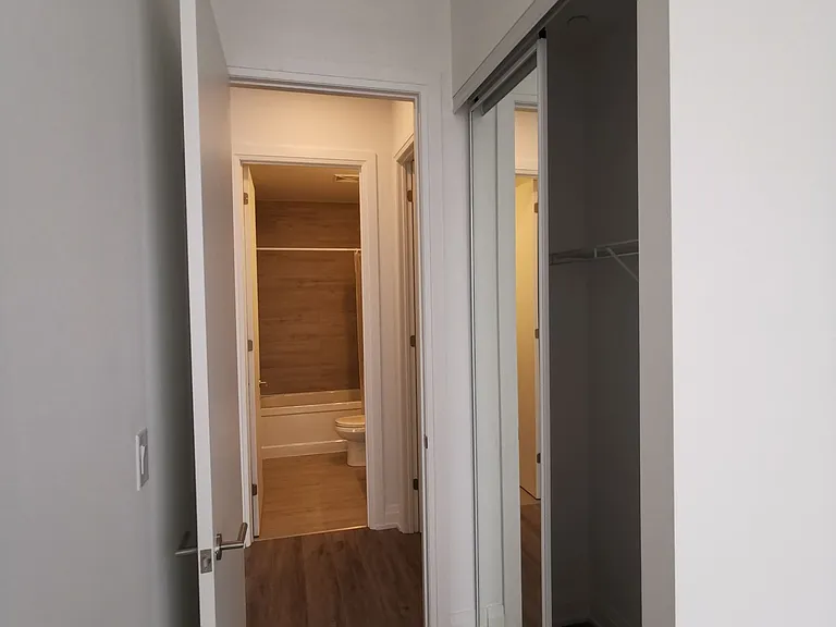 75 Canterbury Pl #Penthouse 605 — Photo 6
