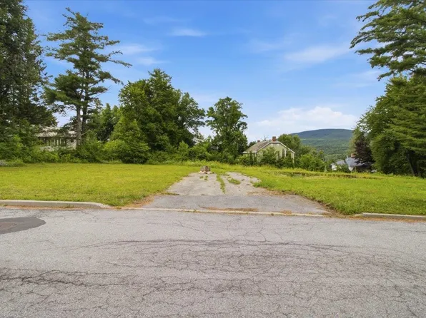 236-240 Grandview Street, Bennington, VT 05201