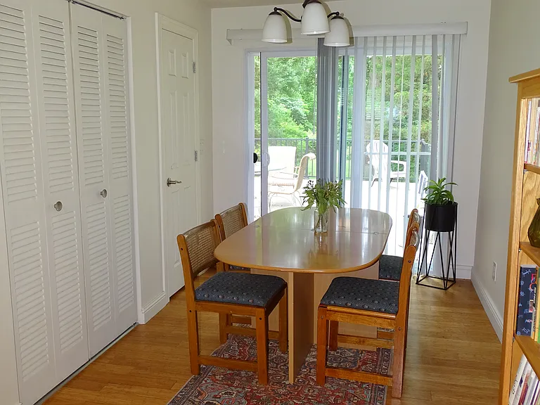 1512 Gary St — Photo 4