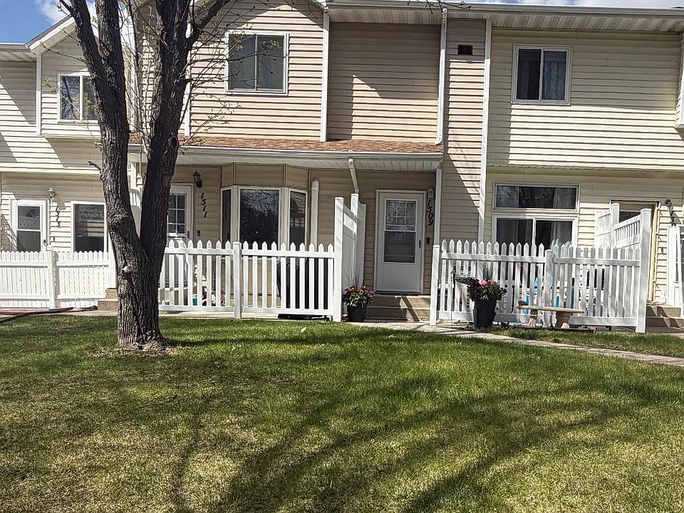 1st image of 1509 34 1/2 Ave S