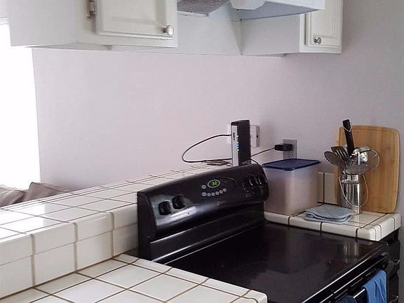 4th image of 6608 Crestham Ct