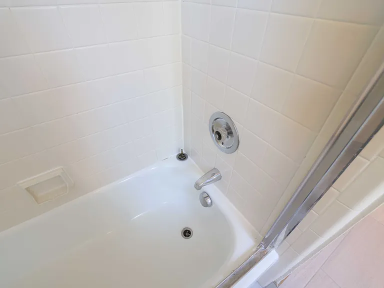 23 Sycamore Ave — Photo 12