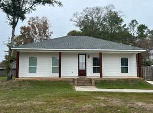 7309 Robinson Dr, Denham Springs, LA 70706