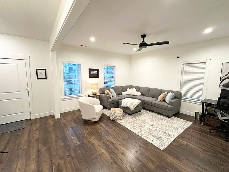 10726 S Oquie Rd — Photo 6