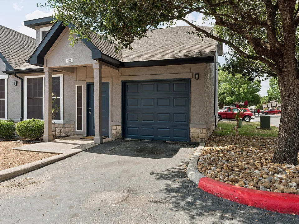 Houston Street Townhomes