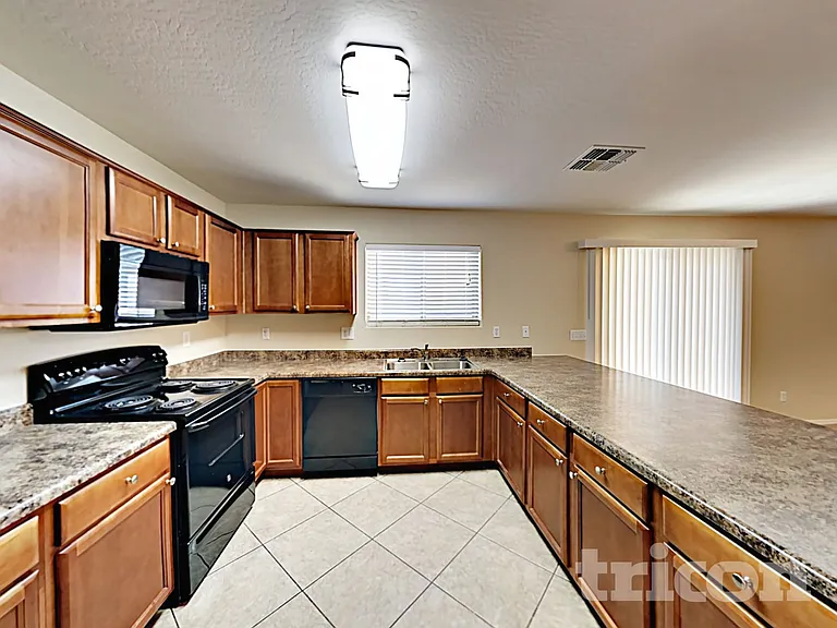 45015 W Bahia Dr — Photo 6