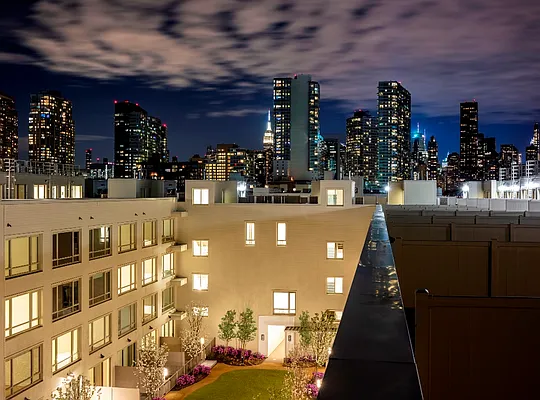 Rented by Modern Spaces | media 41