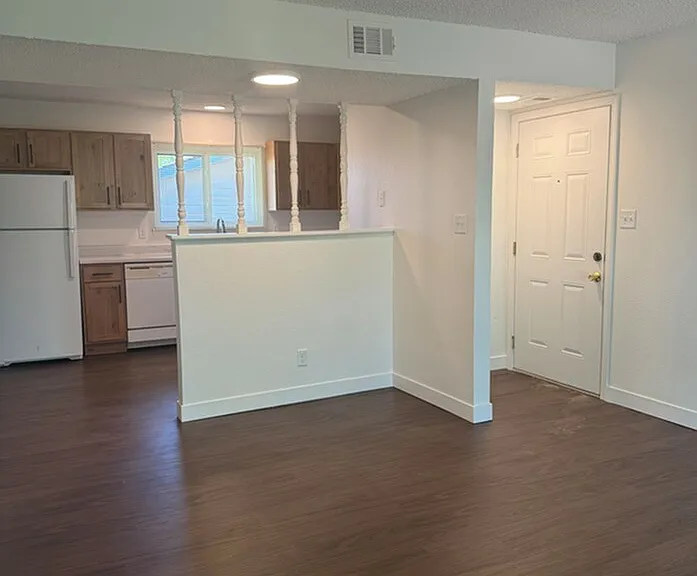 3 Bedroom Living Room