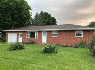 12225 Countyline Rd, Arcade, NY 14009