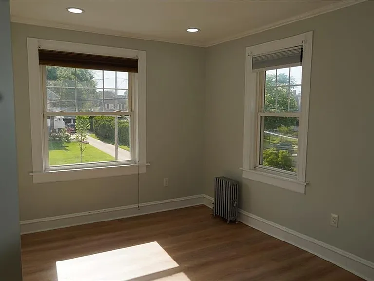 1358 Narragansett Blvd — Photo 17