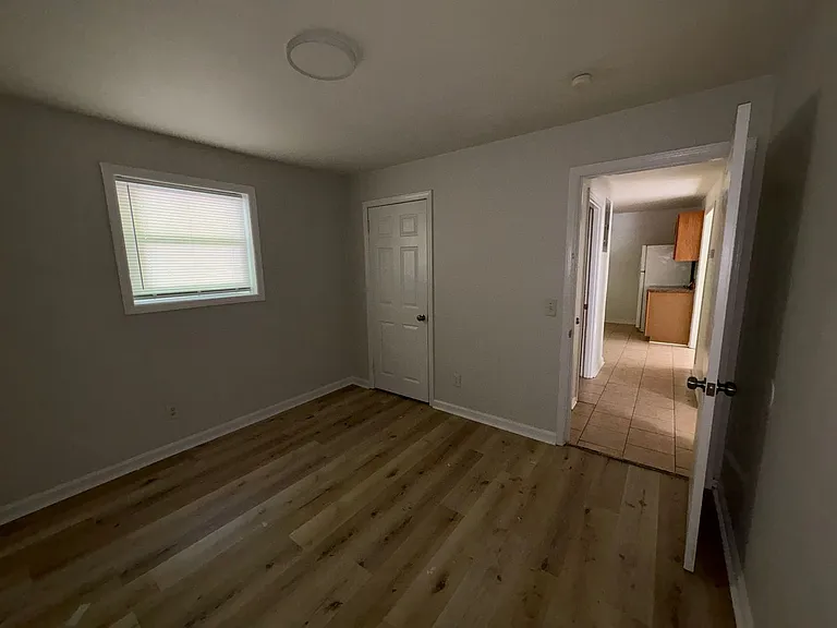 803 Oak St — Photo 13