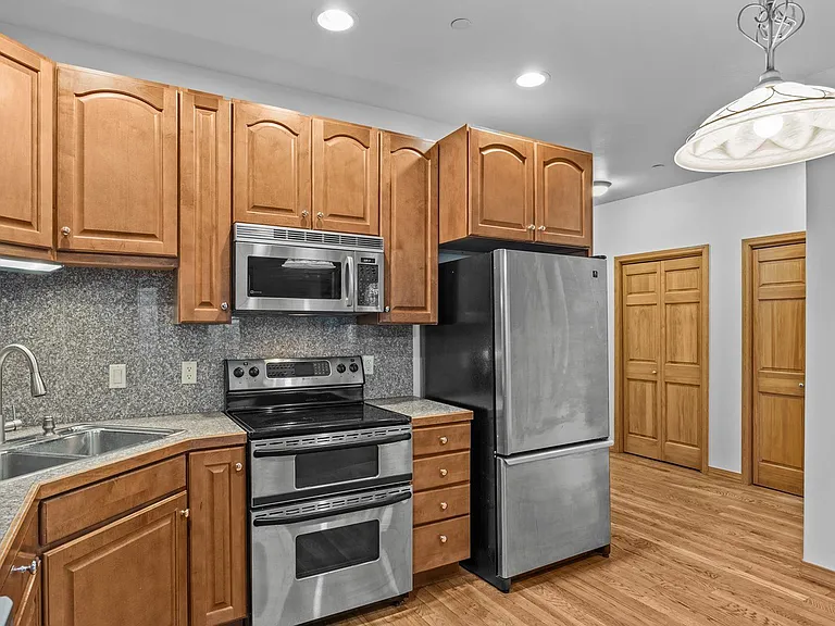2520 S Grand Ave #3-A-302 — Photo 10